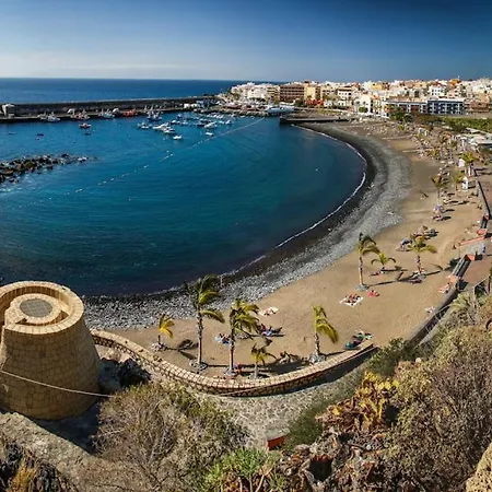 Daire New Elegance By The Sea, Playa San Juan, Tenerife *