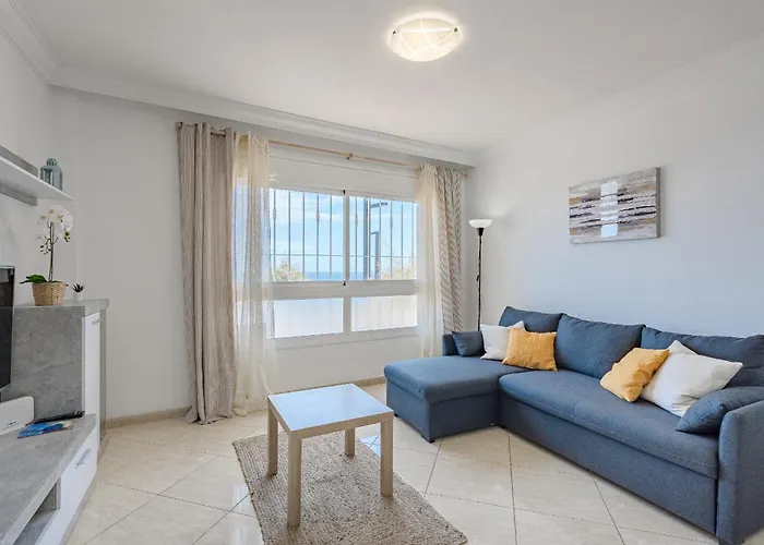 Apartman New Elegance By The Sea, Playa San Juan, Tenerife