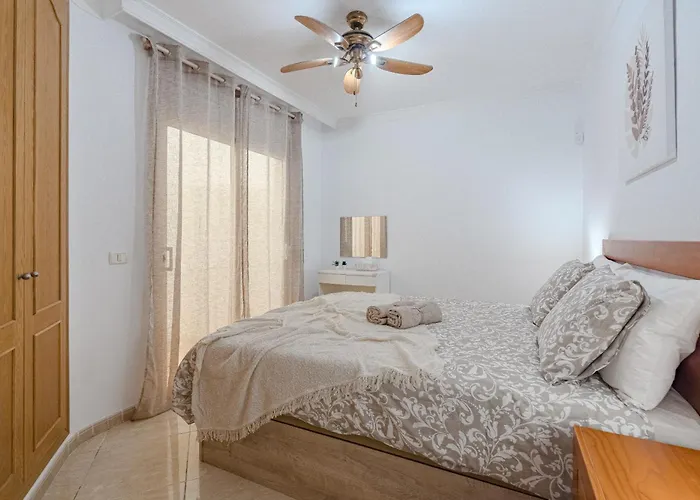 New Elegance By The Sea, Playa San Juan, Tenerife Appartement *